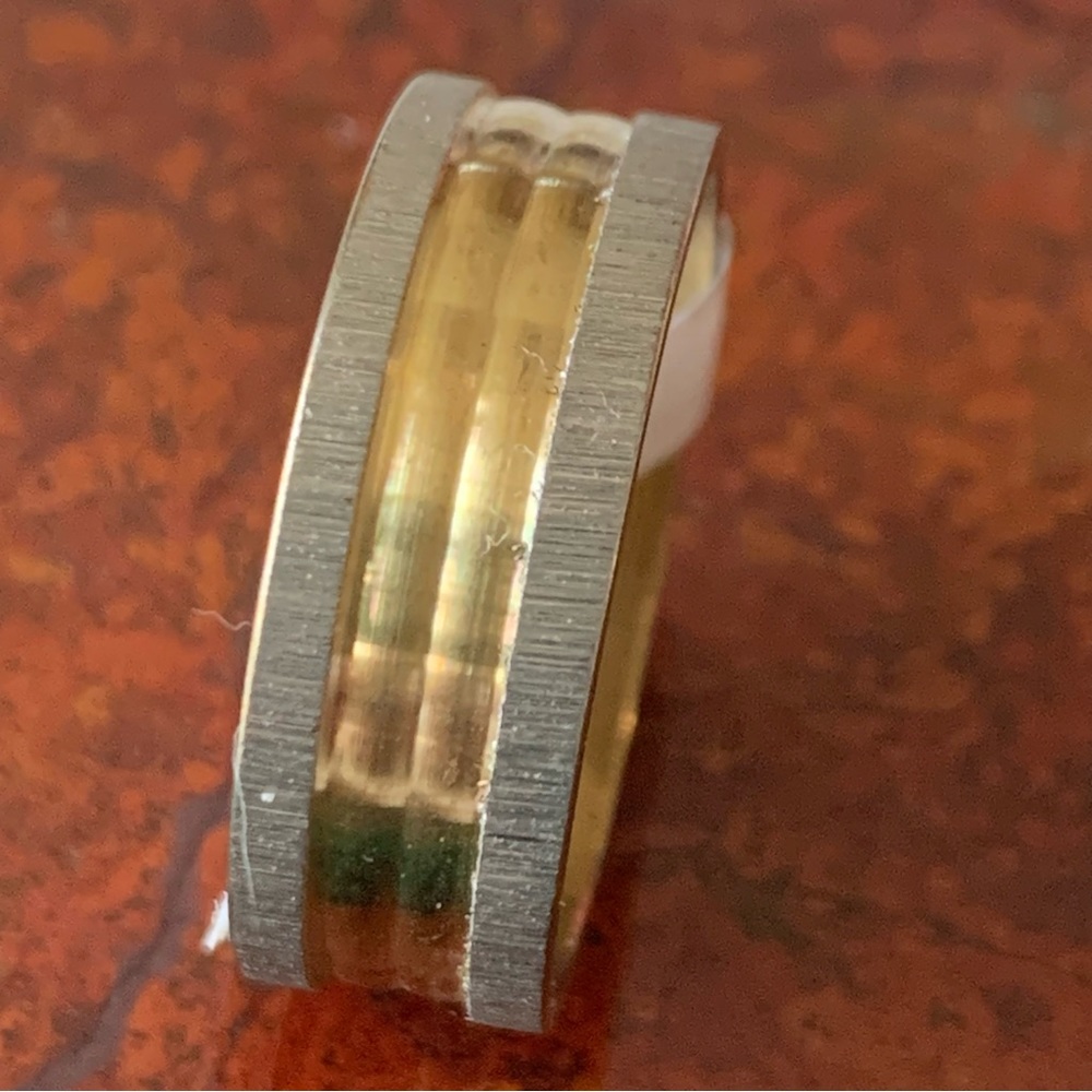 Gold and silver tone ring size 19